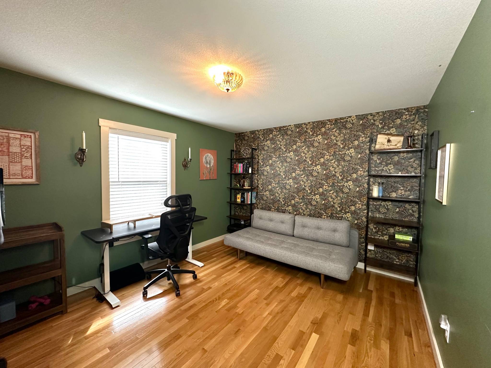 Office/bedroom